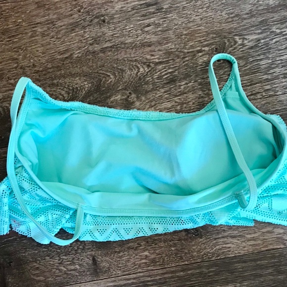 Women’s Turquoise Crochet Flutter Bikini Top - Picture 4 of 7